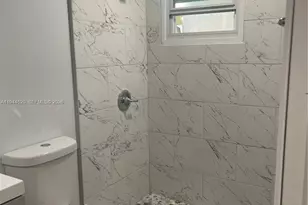 841 N 69th Ave, Hollywood, FL 33024 - Photo 14