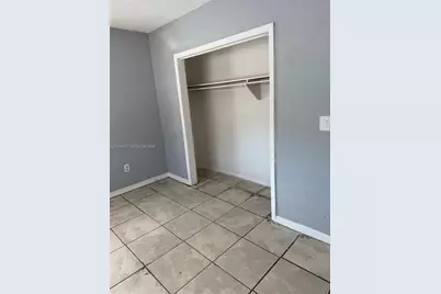 1014 NW 33rd Ave, Miami, FL 33125 - Photo 2