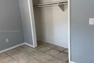 1014 NW 33rd Ave, Miami, FL 33125 - Photo 2