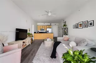1111 SW 1st Ave, Miami, FL 33130 - Photo 6