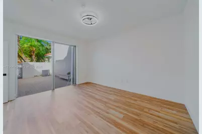 1551 Seagrape Way, Hollywood, FL 33019 - Photo 38