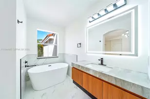 1551 Seagrape Way, Hollywood, FL 33019 - Photo 8
