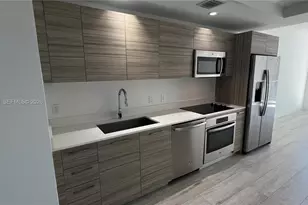 121 NE 34th St, Miami, FL 33137 - Photo 6