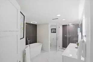 8925 Collins Ave, Surfside, FL 33154 - Photo 18