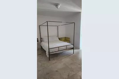 170 SE 14th St #2405, Miami, FL 33131 - Photo 2