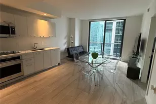 55 SW 9th St, Miami, FL 33130 - Photo 2