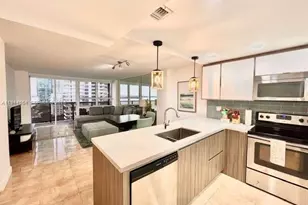 600 NE 36th St, Miami, FL 33137 - Photo 2