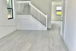 241 SW 159th Ct, Pembroke Pines, FL 33027 - Photo 6