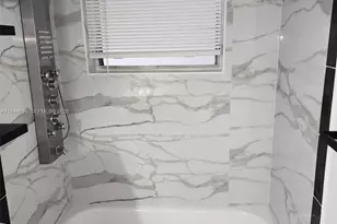 11750 NE 16th Ave, Miami, FL 33161 - Photo 40