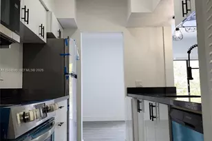 11750 NE 16th Ave, Miami, FL 33161 - Photo 38