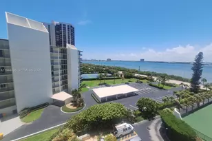 5420 N Ocean Dr, Singer Island, FL 33404 - Photo 28