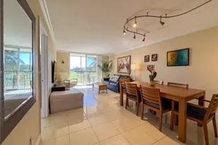 8900 Washington Blvd, Pembroke Pines, FL 33025 - Photo 4