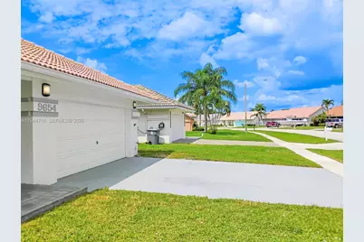 9654 Sun Pointe Dr, Boynton Beach, FL 33437 - Photo 46