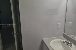 15201 SW 80th St, Miami, FL 33193 - Photo 8