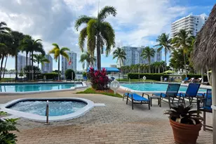 18151 NE 31st Ct, Aventura, FL 33160 - Photo 32