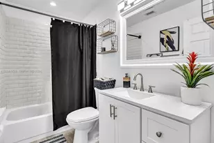 3804 NW 121st Ave, Sunrise, FL 33323 - Photo 4