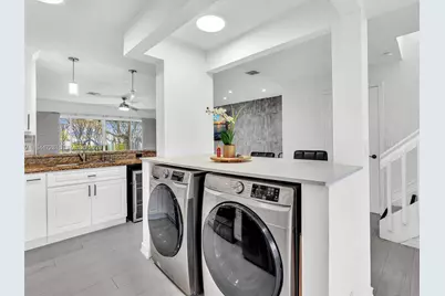 3804 NW 121st Ave, Sunrise, FL 33323 - Photo 12