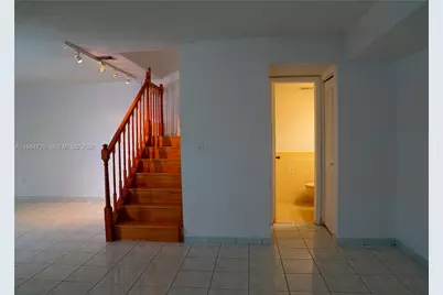 8093 NW 99 Street #2252, Hialeah Gardens, FL 33016 - Photo 4