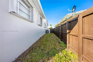 3855 SW 87th Pl, Miami, FL 33165 - Photo 26