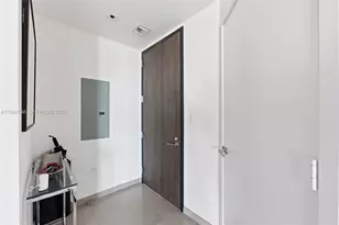 88 SW 7th St, Miami, FL 33130 - Photo 2