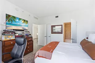 88 SW 7th St, Miami, FL 33130 - Photo 18