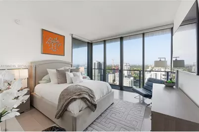 88 SW 7th St #2302, Miami, FL 33130 - Photo 32