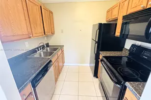 1141 Lake Victoria Dr, West Palm Beach, FL 33411 - Photo 6