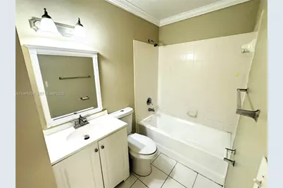 1141 Lake Victoria Dr #E, West Palm Beach, FL 33411 - Photo 16