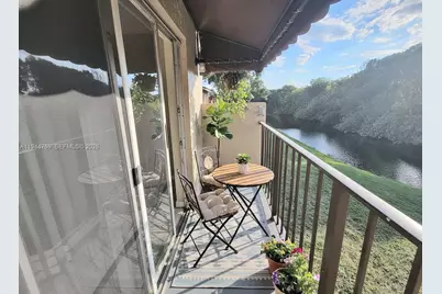1141 Lake Victoria Dr #E, West Palm Beach, FL 33411 - Photo 6