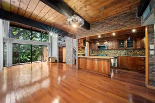 19432 NE 26th Ave, Miami, FL 33180 - Photo 10