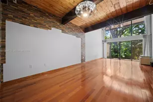 19432 NE 26th Ave, Miami, FL 33180 - Photo 12