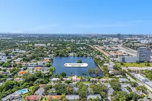 19432 NE 26th Ave, Miami, FL 33180 - Photo 2