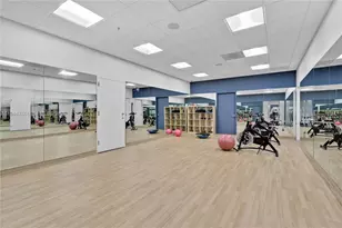 19380 Collins Ave, Sunny Isles Beach, FL 33160 - Photo 42