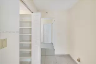 5524 Cleveland St, Hollywood, FL 33021 - Photo 16