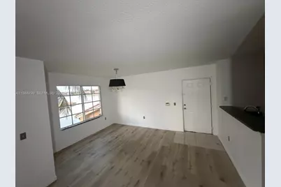 [Address not provided], West Palm Beach, FL 33409 - Photo 14