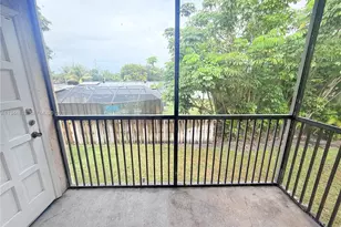 9141 NW 1st Ct, Pembroke Pines, FL 33024 - Photo 18