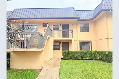 9141 NW 1st Ct #204, Pembroke Pines, FL 33024 - Photo 2