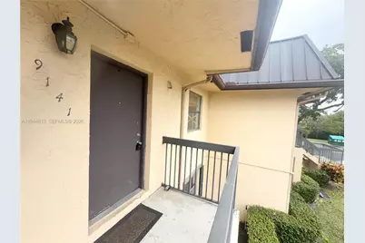 9141 NW 1st Ct #204, Pembroke Pines, FL 33024 - Photo 4