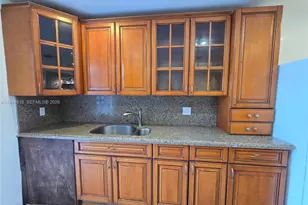 2957 SW 36th Ct, Miami, FL 33133 - Photo 4