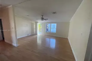 19800 SW 180th Ave, Miami, FL 33187 - Photo 8