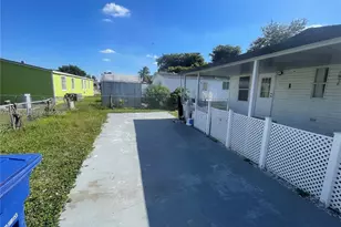 19800 SW 180th Ave, Miami, FL 33187 - Photo 4