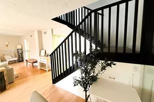 450 Commodore Dr, Plantation, FL 33325 - Photo 14