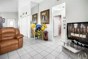 7384 W 29th Ln, Hialeah, FL 33018 - Photo 6