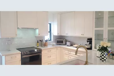 1600 SW 17th Ave, Miami, FL 33145 - Photo 10