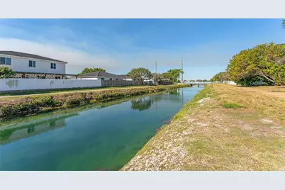 1856 NE 3rd Ct, Homestead, FL 33033 - Photo 6