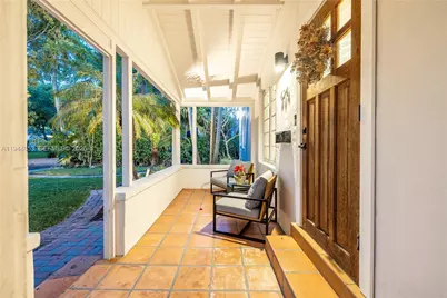 624 NE 71st St, Miami, FL 33138 - Photo 12