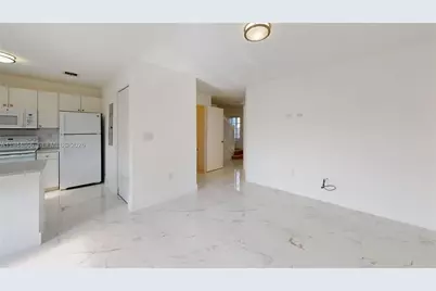 618 SW 2nd Pl #10-60, Florida City, FL 33034 - Photo 6