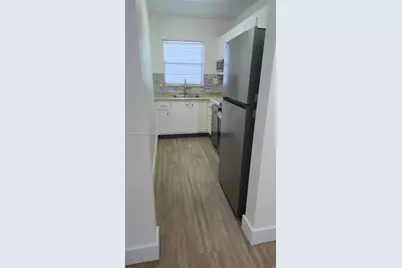 1700 Cleveland St #203, Hollywood, FL 33020 - Photo 4