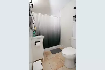 111 SW 31st Ct, Miami, FL 33135 - Photo 6