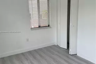 1210 NW 123rd St, North Miami, FL 33167 - Photo 10